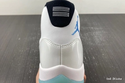 1922 Jordan 698 "Legend 11 378037- Air Cozy Blue 1013
